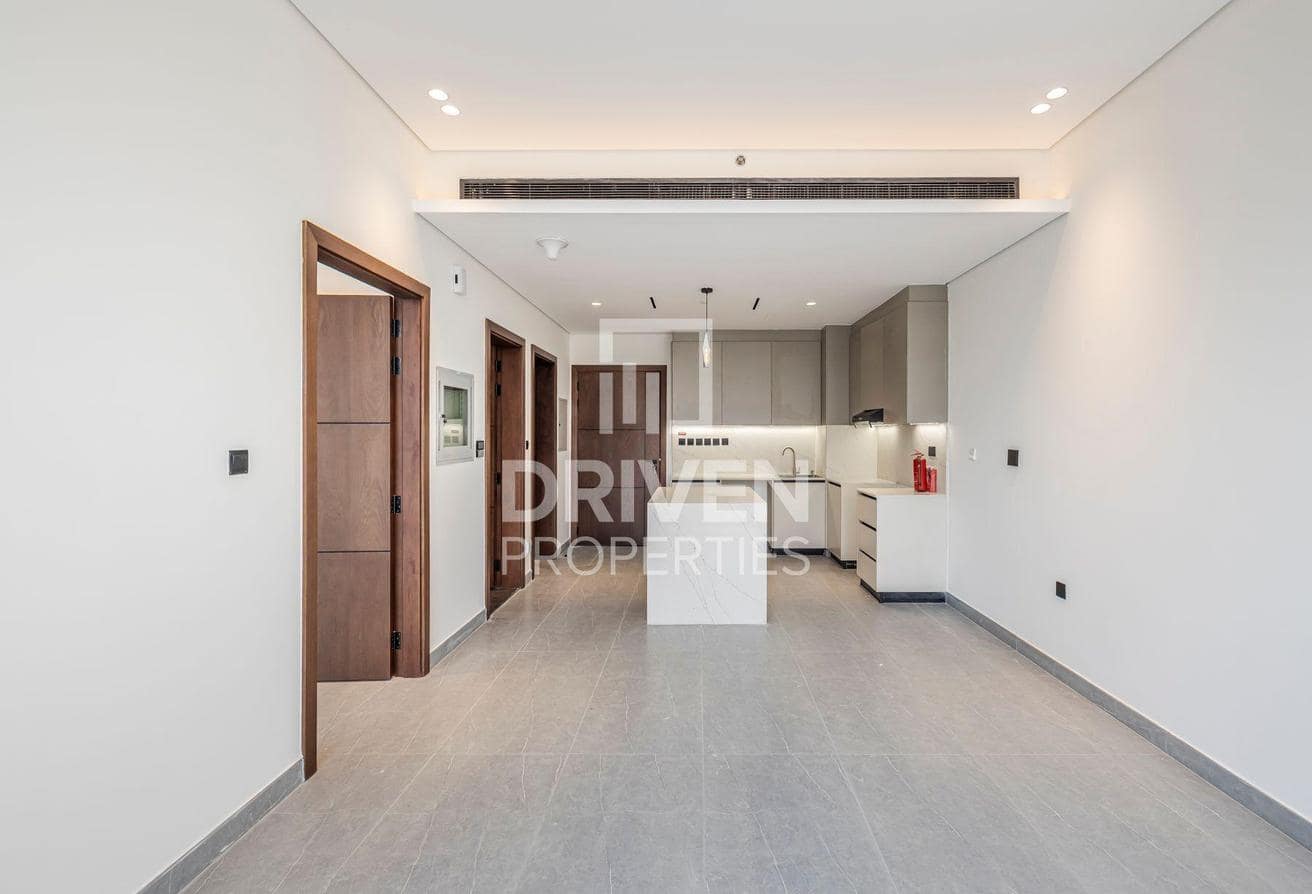 Arista One Residence